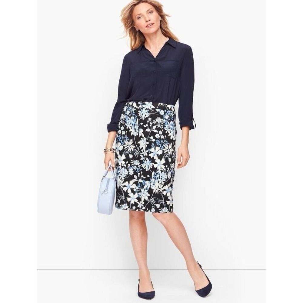 TALBOTS Garden Floral Pencil Skirt Sateen Office Career Knee Black Blue 16 Pet - Picture 6 of 16